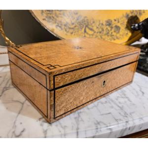 Box In Speckled Maple, Amaranth Stringing And Mother-of-pearl Marquetry, Charles X Period