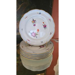 Série de 6 assiettes plates – Ancienne Manufacture Royale, Bernardaud Limoges, Décor à la Reine