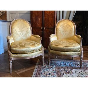 Pair Of Transition Louis XV - Louis XVI Bergères, Paris, Circa 1775.   