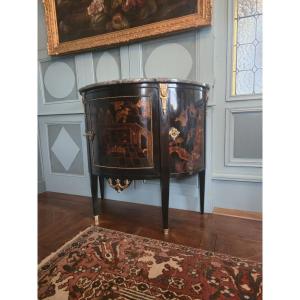 Commode 