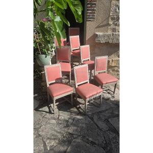 Suite de huit chaises à entretoise d'époque Directoire