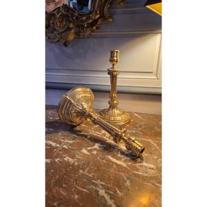 An Important Pair Of Neoclassical Candlesticks In Chiseled And Gilded Bronze. Restoration Period