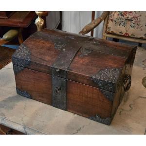 Travel Case Made Of Walnut And Wrought Iron – Louis XIV Period.