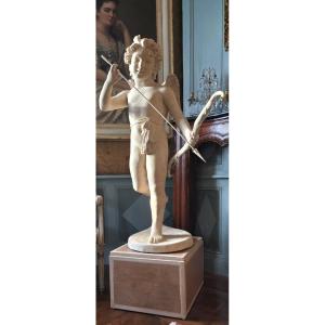 « Les desseins de l’Amour » – Grande sculpture en plâtre patiné façon terre cuite – XIXe siècle