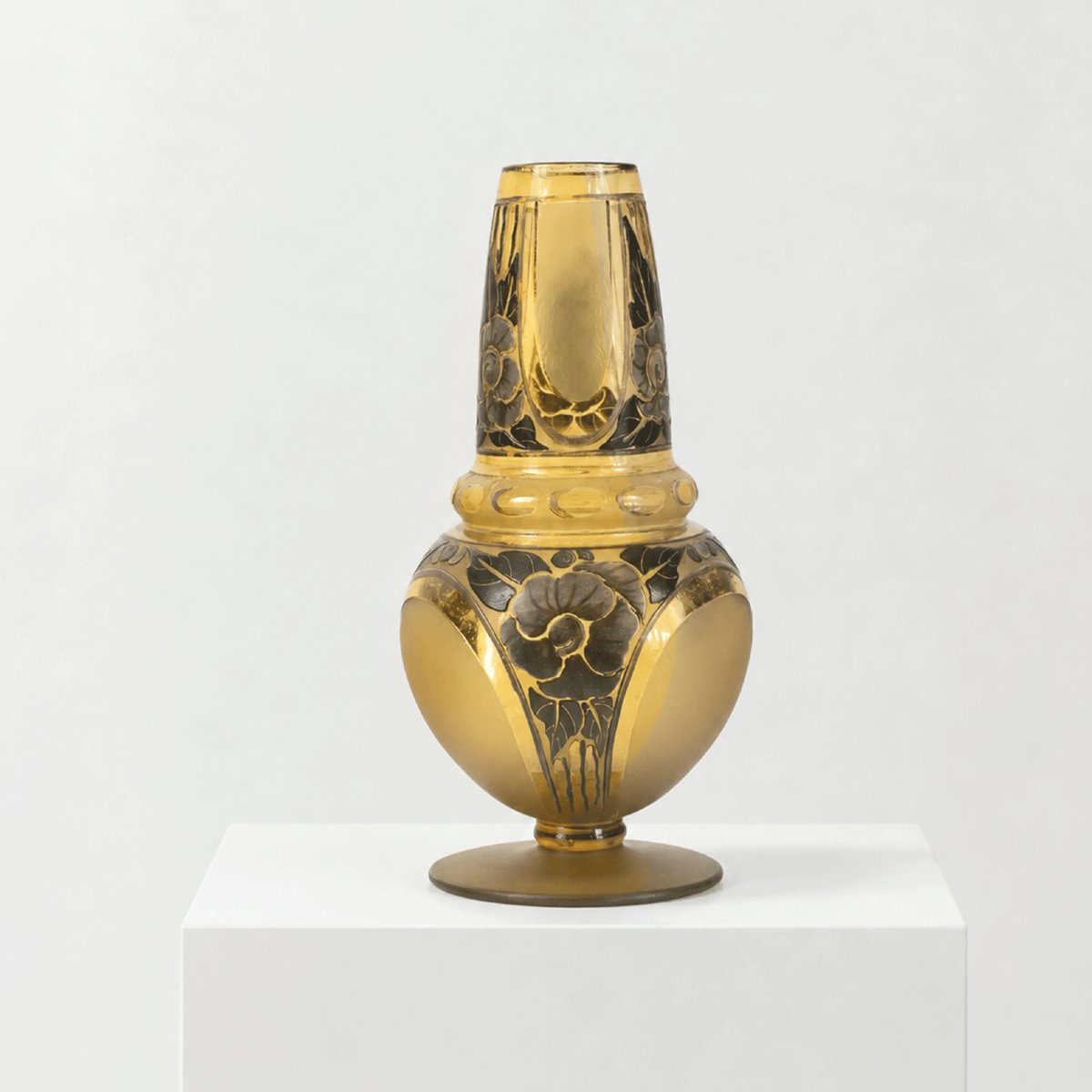 Vase Art déco original et inhabituel par d’Argyl, Paris, vers 1928