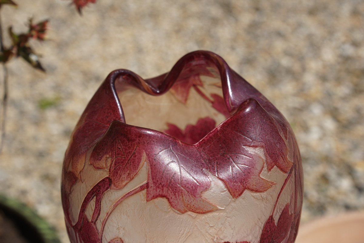 Ruby Series Legras Vase With Ivy Decor-photo-3