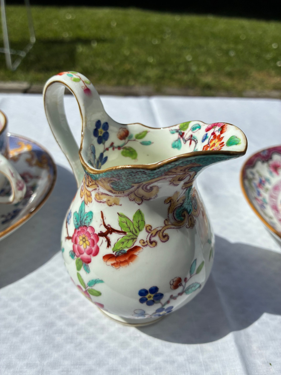 Minton - Two Breakfasts And A Milk Jug-photo-1