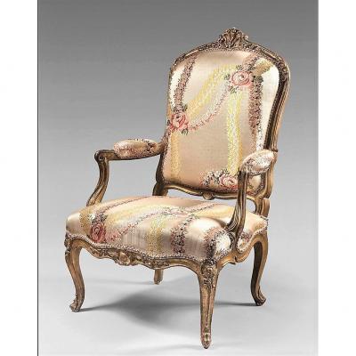 Estampillé  "CRESSON " - Fauteuil à la Reine en bois doré et sculpté – Epoque Louis XV