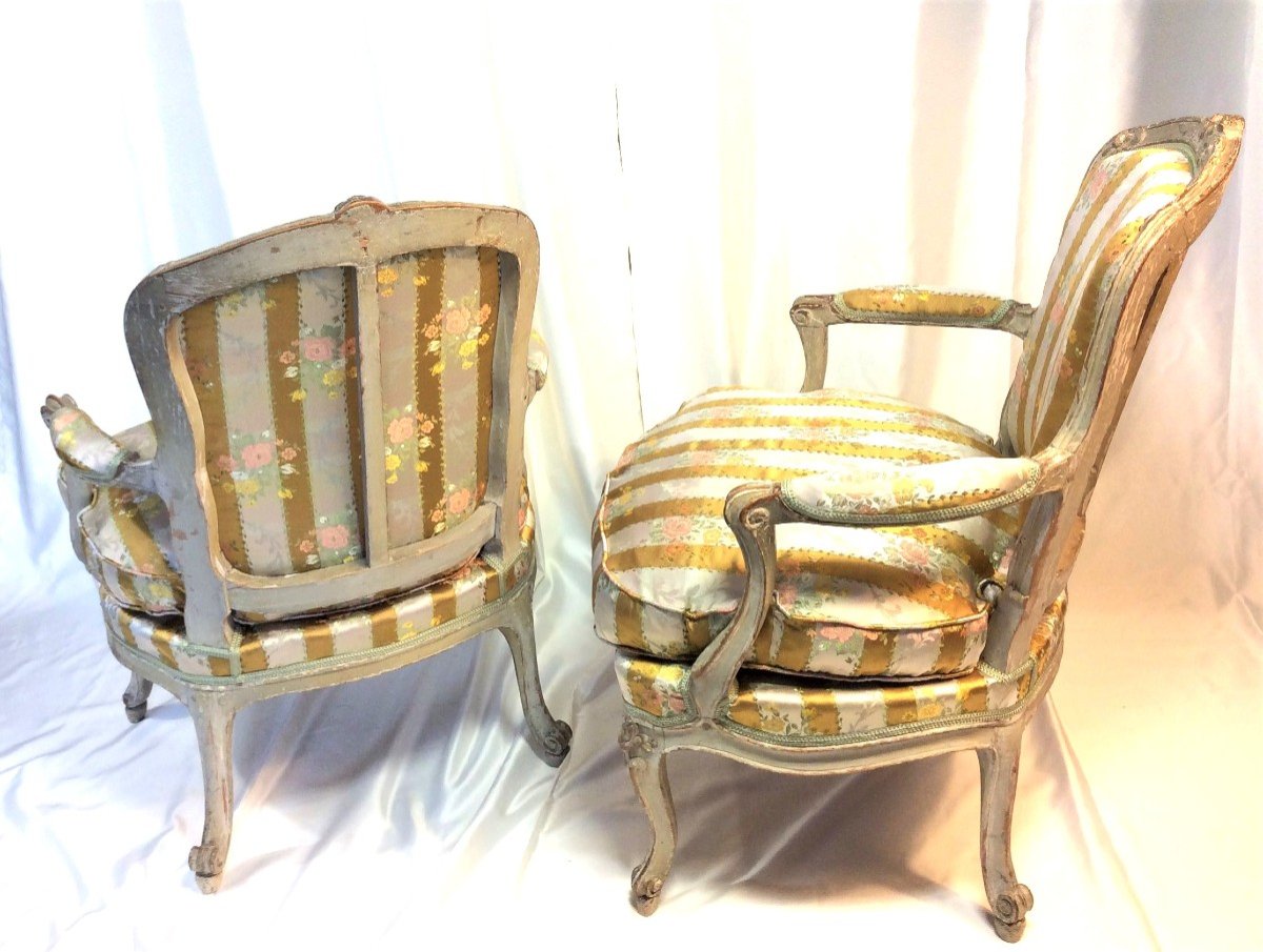 Stamp Of E. Meunier - Beautiful Pair Of Armchairs In Cream Lacquered Wood - Louis XV Period-photo-1
