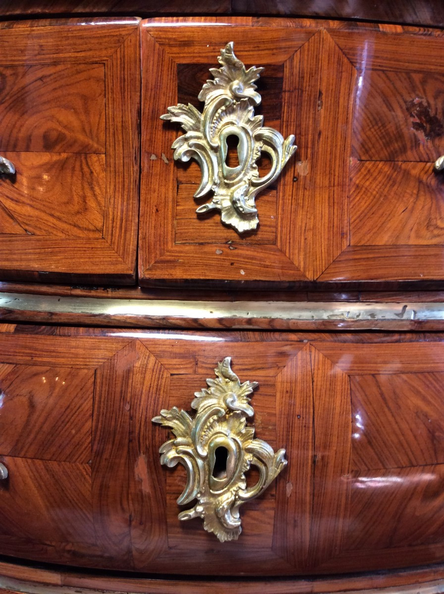 Estampillée F. Lieutaud -  Commode Tombeau A La Régence - vers 1720-photo-4