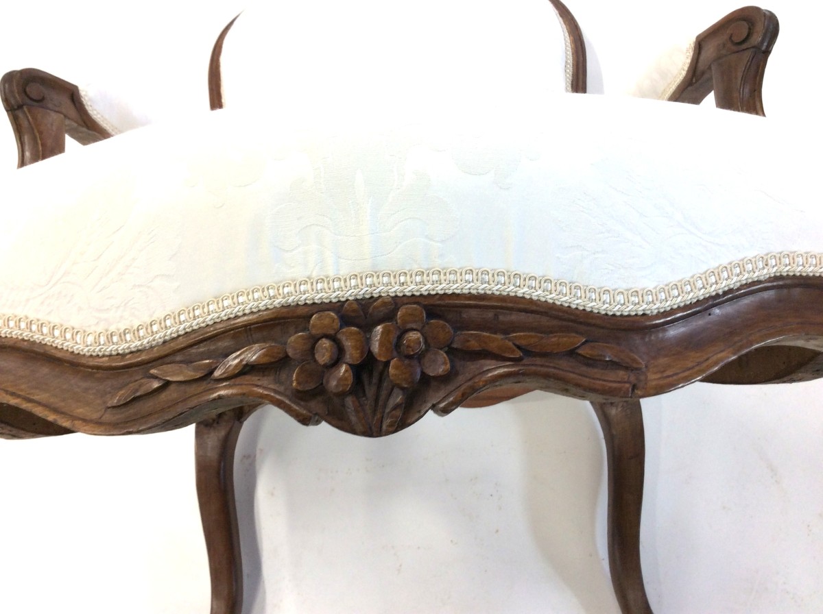 Estampillés AVISSE - Paire de fauteuils Louis XV en noyer - Epoque Louis XV-photo-1