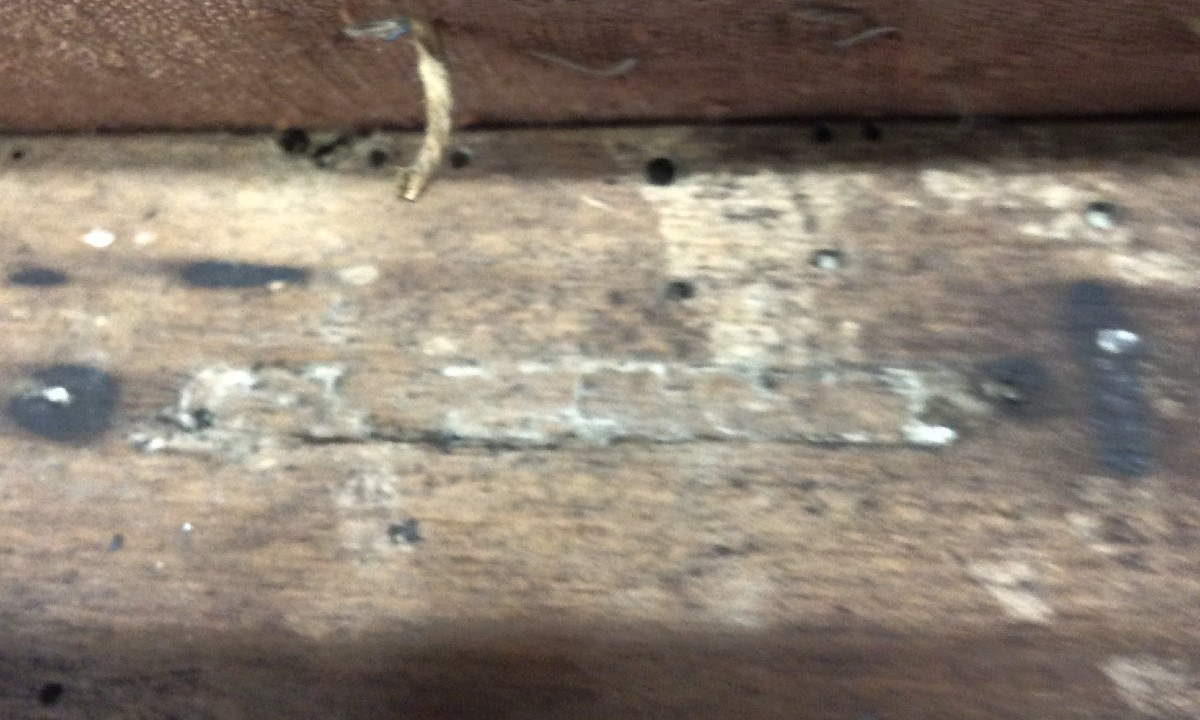 Estampillée BURGAT – Bergère En Bois De Hêtre Sculpté Et Mouluré – Epoque Louis XV-photo-7