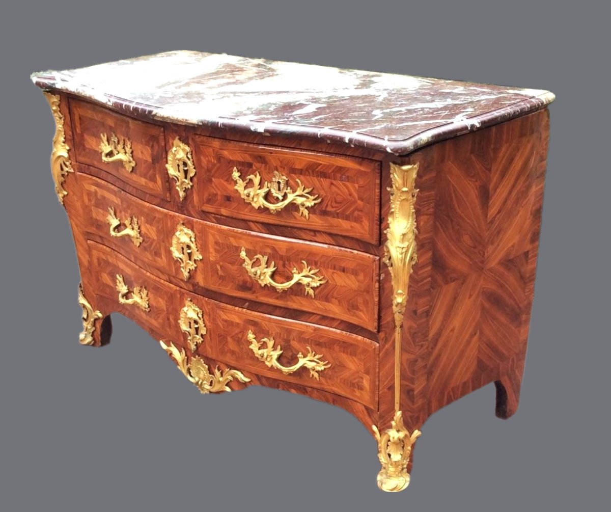 Stamped  E.  Doirat – Regency Chest Of Drawers With Central Projecting Panel – Regency Period