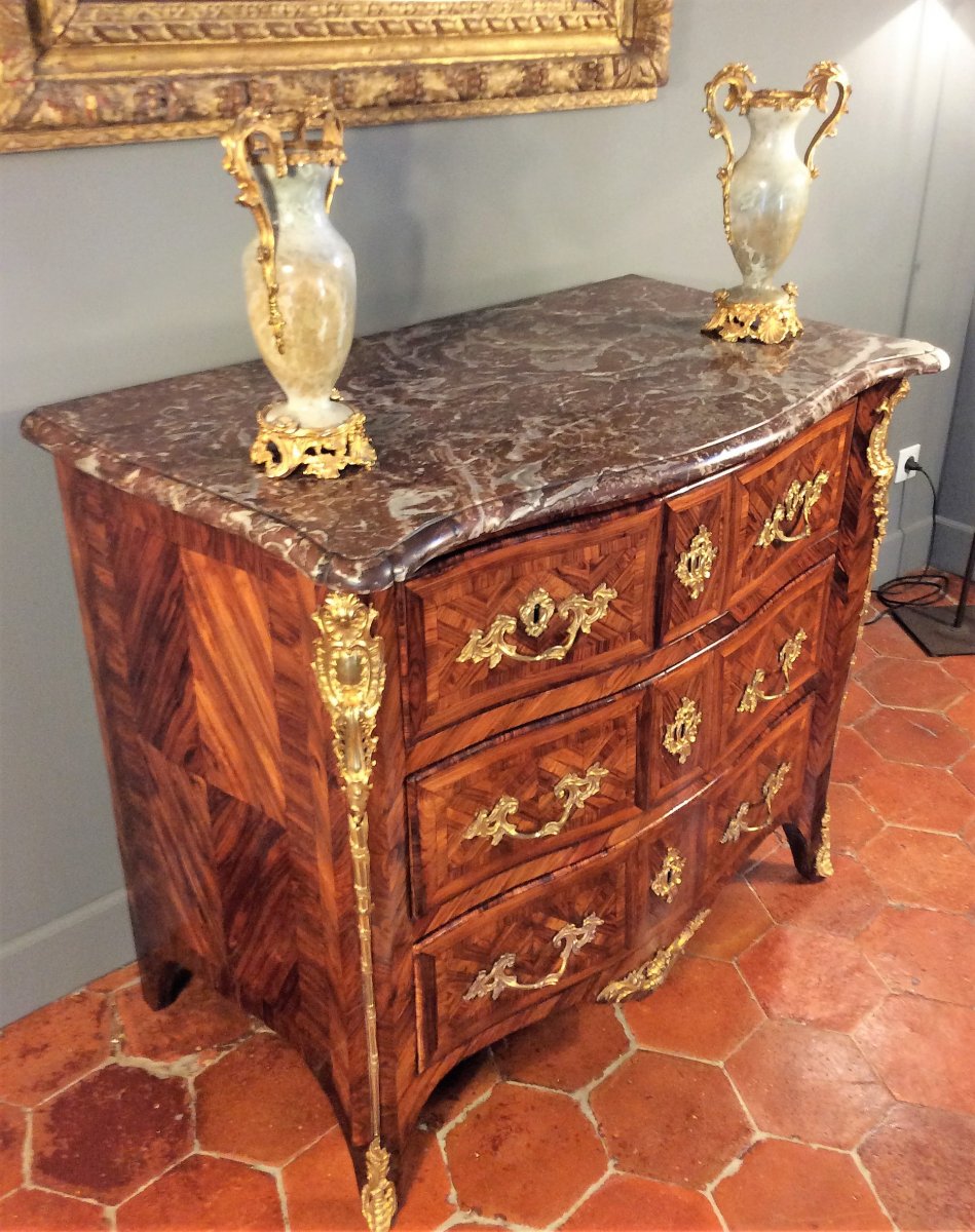 Estampillée F. Lieutaud -  Rare Et Splendide Commode Régence Galbée  - 18ème Siècle-photo-3