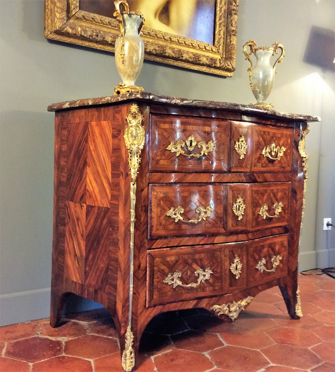 Estampillée F. Lieutaud -  Rare Et Splendide Commode Régence Galbée  - 18ème Siècle