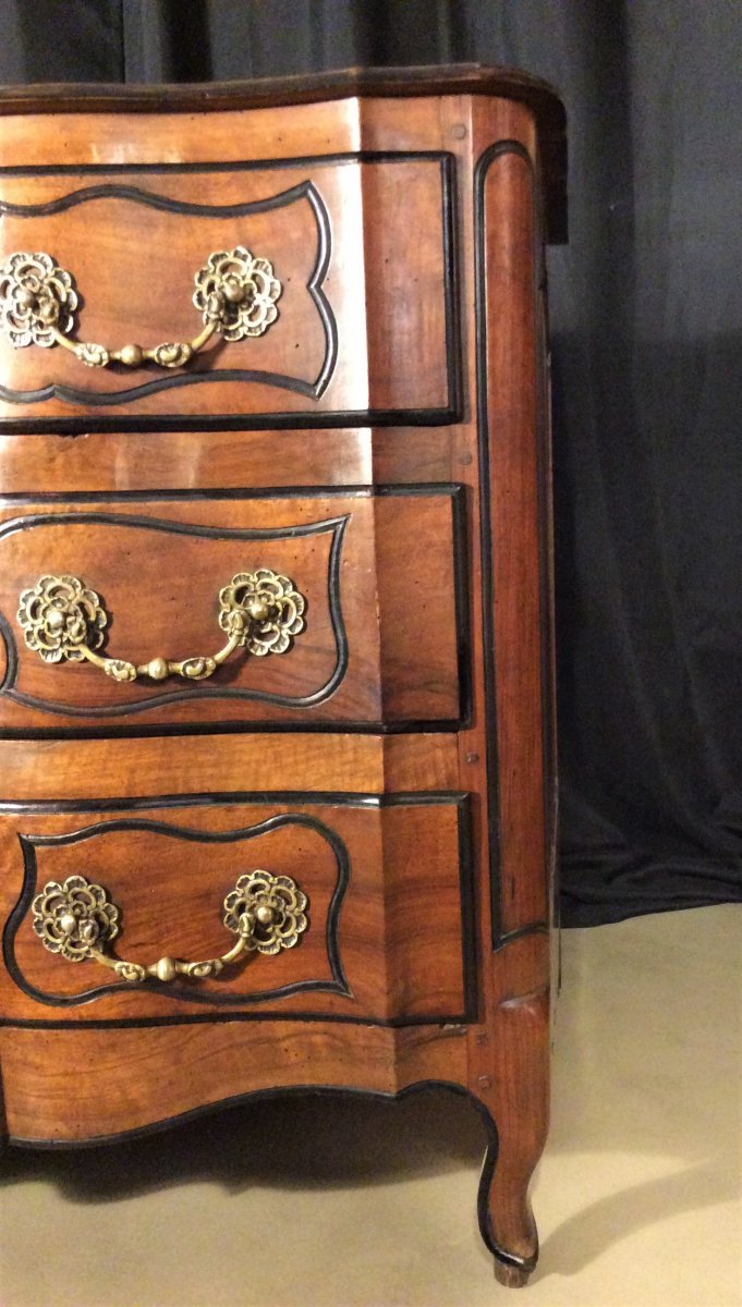 Elegant Crossbow Commode In Walnut - Louis XV Period-photo-1