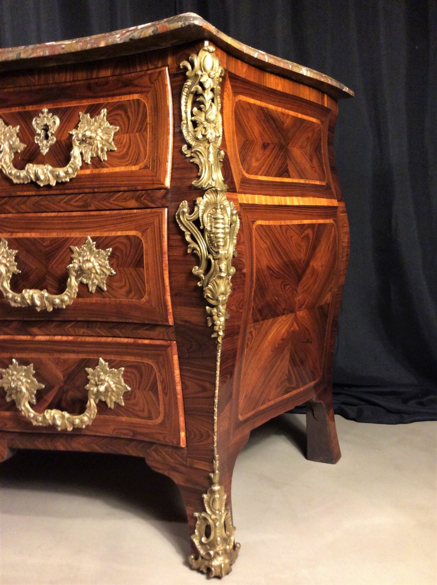   Attribuée à Tairraz - Commode Tombeau Galbée - XVIIIème Siècle-photo-4