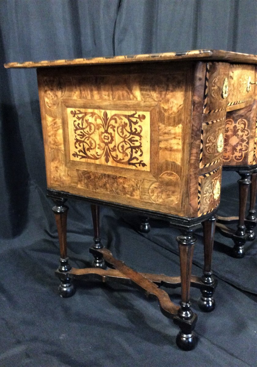 Rare bureau huit pieds dit "Mazarin" - vers 1680 - dans le goût des HACHE-photo-4