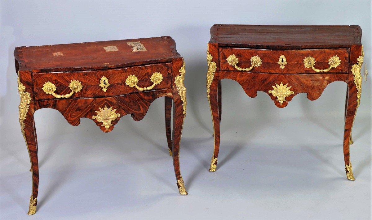  Exceptionnelle Et Rare Paire De Commodes Dites "Perruquières" En Bois De Violette - Epoque Régence-photo-7