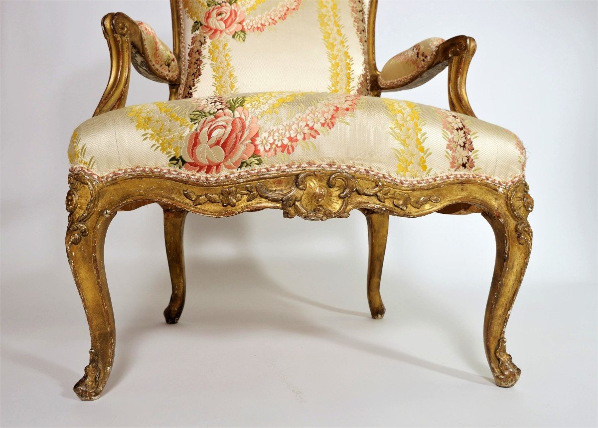 Estampillé  "CRESSON " - Fauteuil à la Reine en bois doré et sculpté – Epoque Louis XV-photo-2