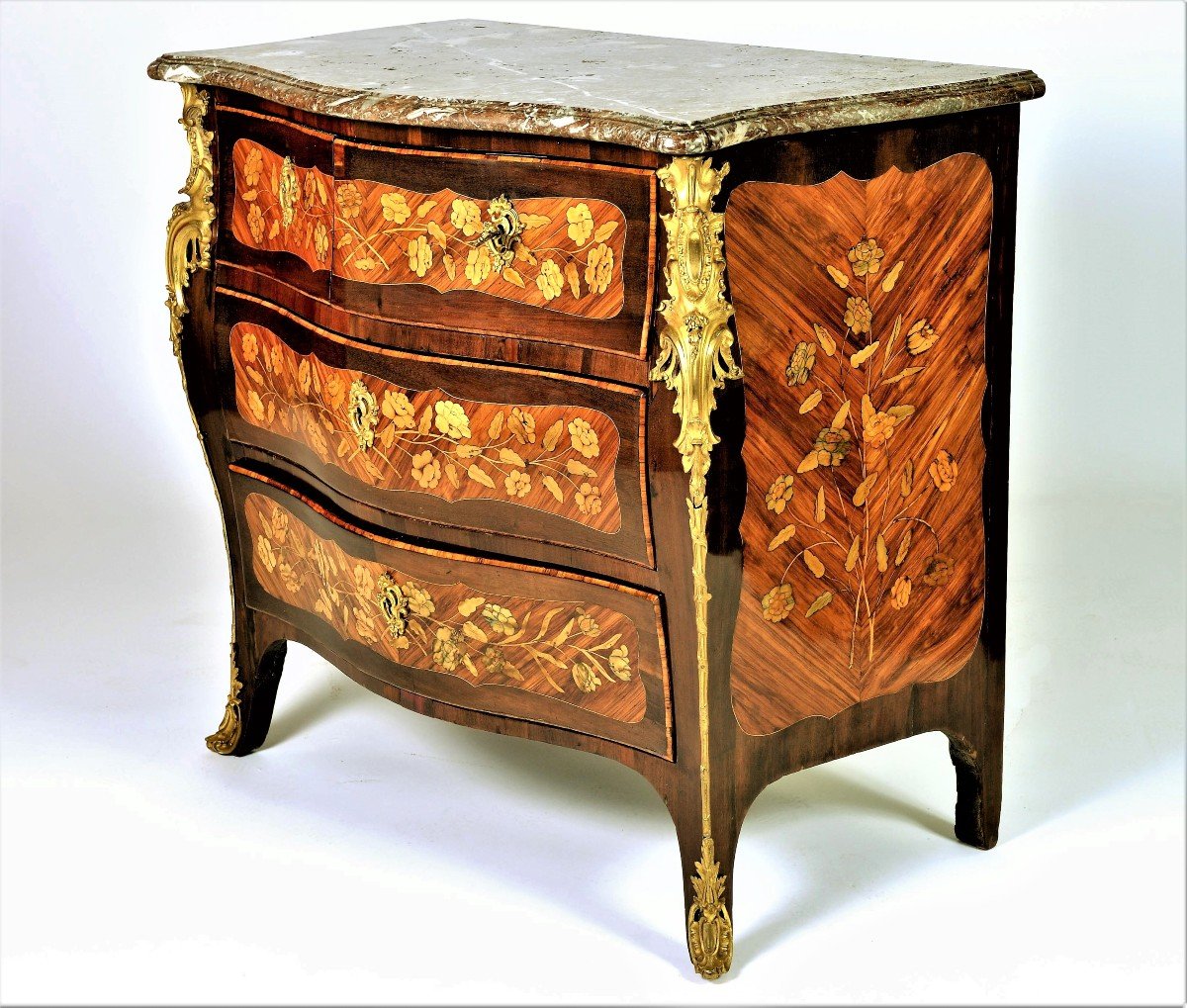   Estampillée « J. Birckle » - Commode En Marqueterie Florale – Epoque Louis XV
