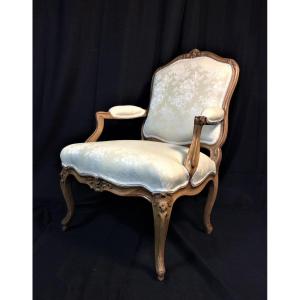 Stamped Cl Burgat - Splendid Armchair Dit A La Reine In Walnut - Louis XV Period