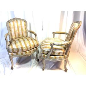 Stamp Of E. Meunier - Beautiful Pair Of Armchairs In Cream Lacquered Wood - Louis XV Period