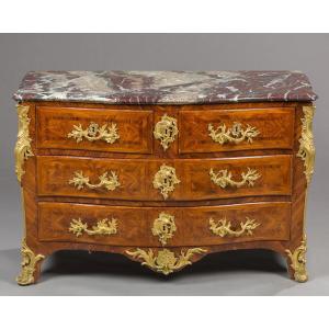 Stamped “etienne Doirat” – Regency Chest Of Drawers With Central Projecting Panel – Regency Period