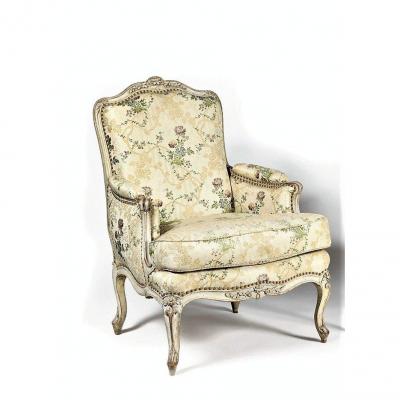 Stamped "bauve" - Elegant Bergère With Flat Backrest And Shoulders - Louis XV Period