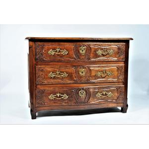    Chest Of Drawers With Slightly Curved Front - Rhône Valley - Louis XV Period