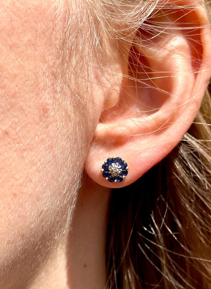 Diamond And Sapphire Stud Earrings-photo-3