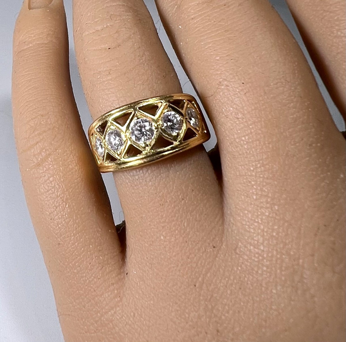 Openwork Gold And Diamond Band Ring-photo-4
