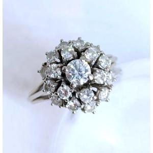 Ring In White Gold And Bouquet Of Diamonds