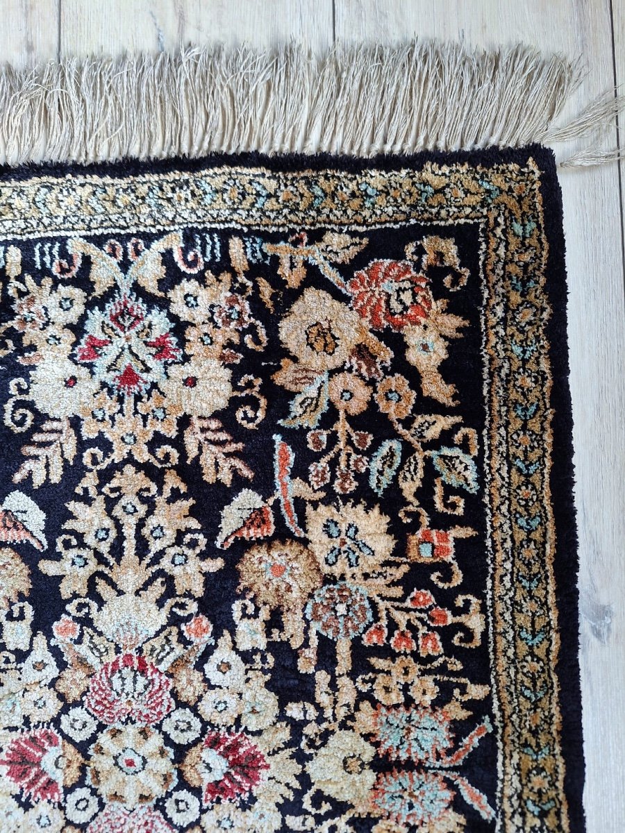 A Small Vintage Hand Knotted Ghoum Rug-photo-2