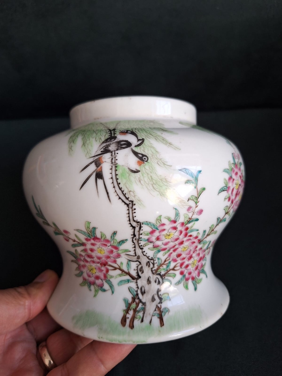 Lot de 3 petits vases chinois en porcelaine, XXe siècle-photo-1