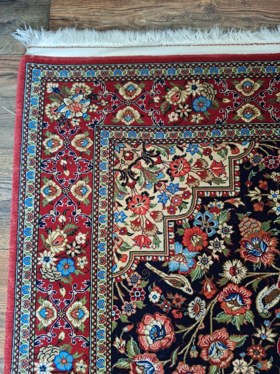Tapis iranien vintage fait main Ghoum-photo-3