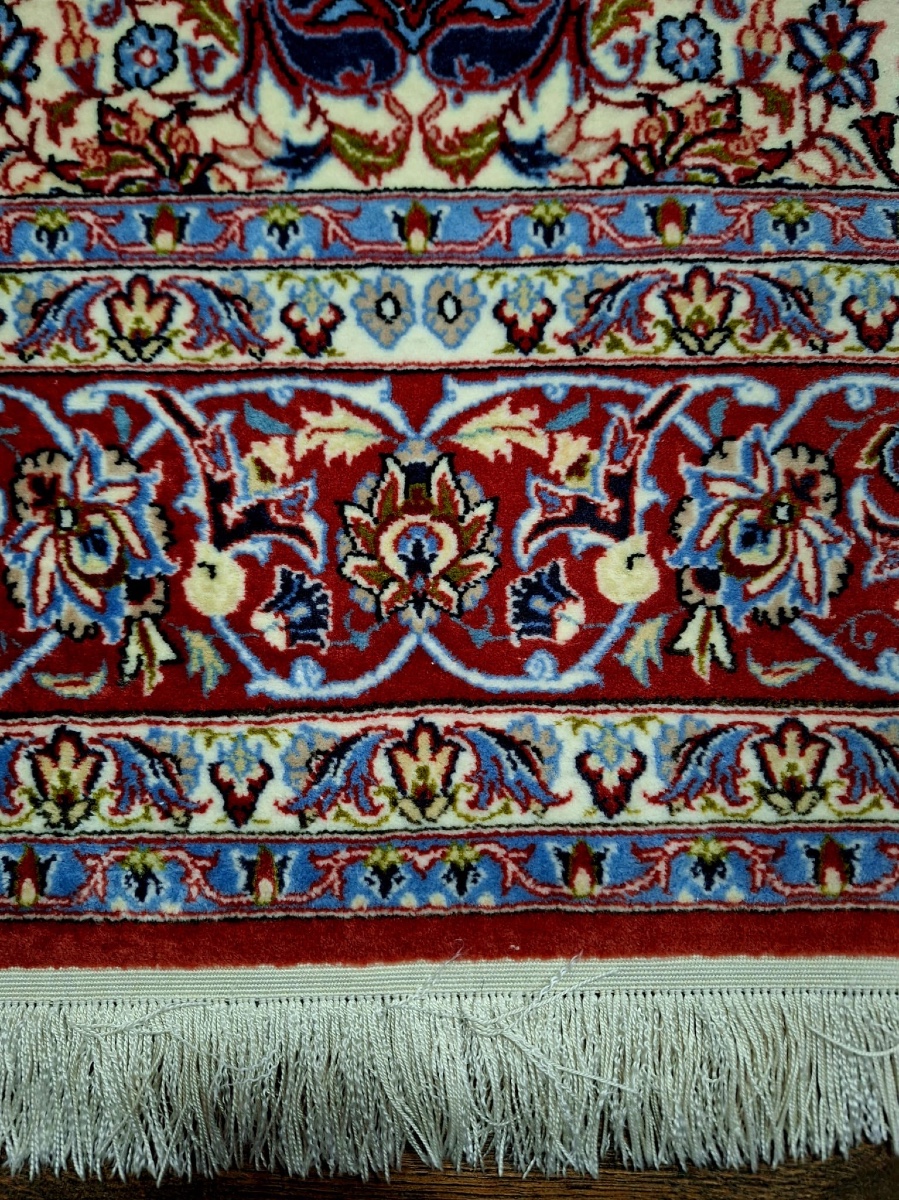 Tapis persan fait main Ispahan-photo-1