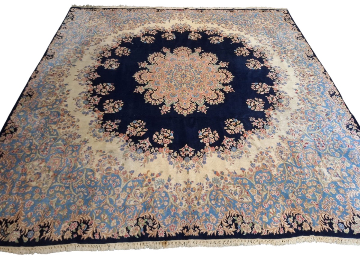 Handmade Persian Rug Kerman, Iran-photo-1