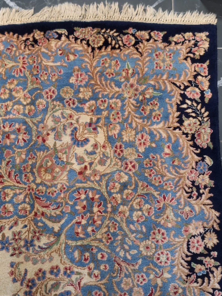 Handmade Persian Rug Kerman, Iran-photo-5
