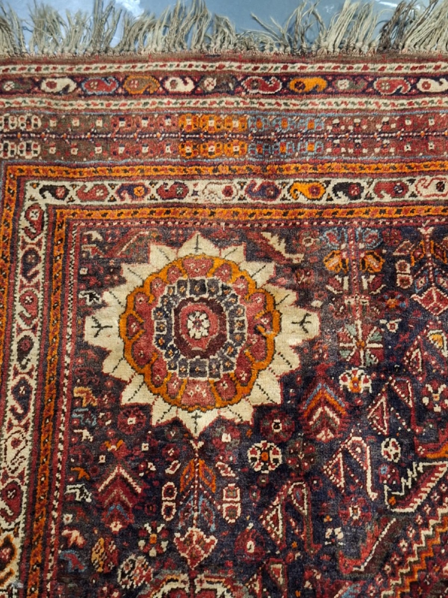 Handmade Iranian Carpet, Shiraz, 20th Century-photo-4