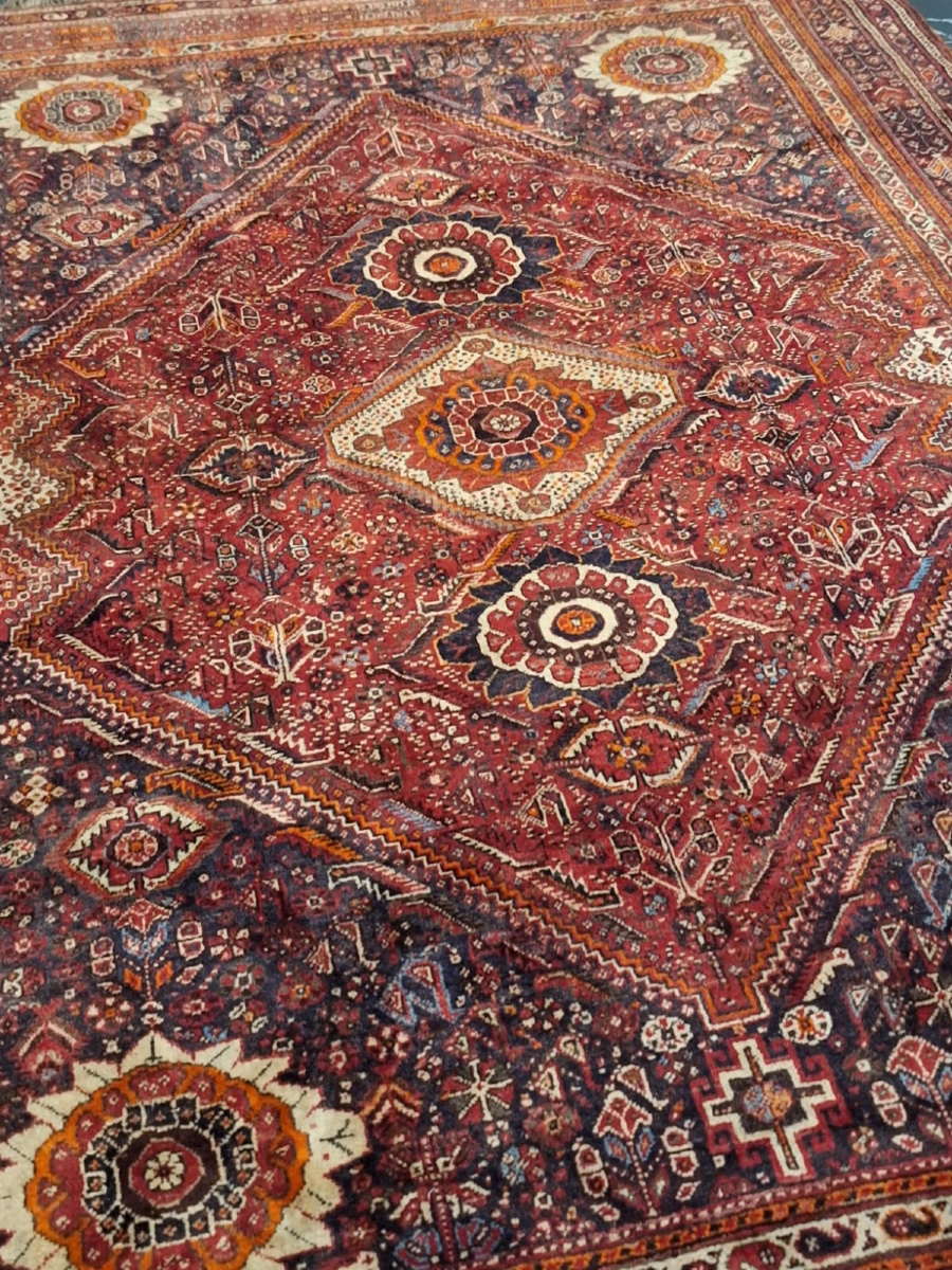 Handmade Iranian Carpet, Shiraz, 20th Century-photo-6