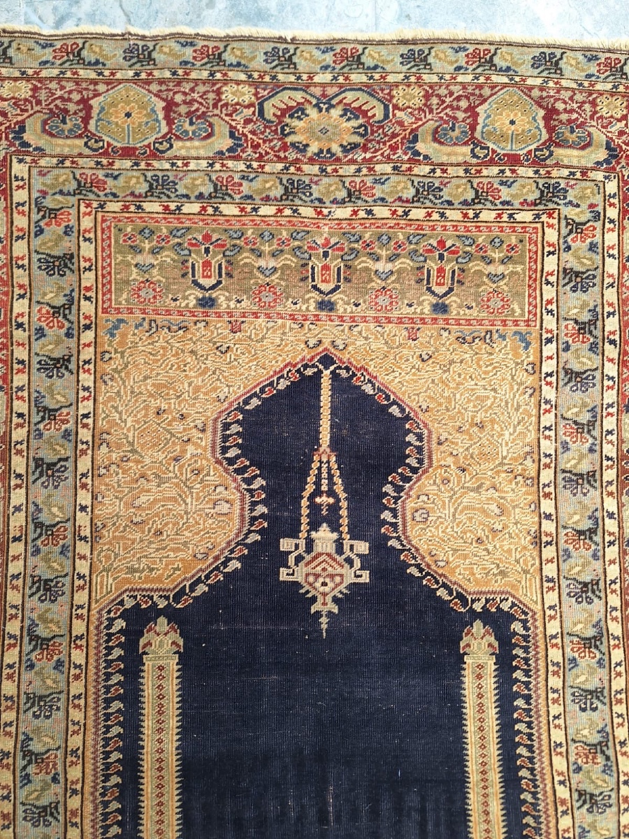 Ghiordes Or Banderma Ghiordes Handmade Carpet, Turkey-photo-2