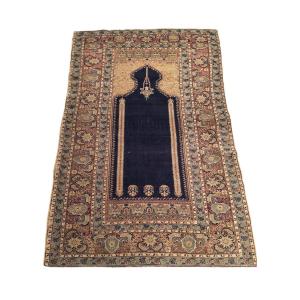 Ghiordes Or Banderma Ghiordes Handmade Carpet, Turkey