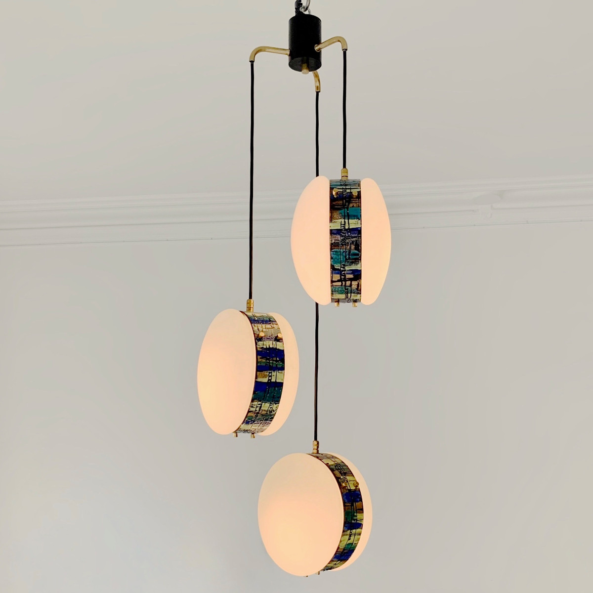 Suspension Esperia par Angelo Brotto, vers 1960, Italie.