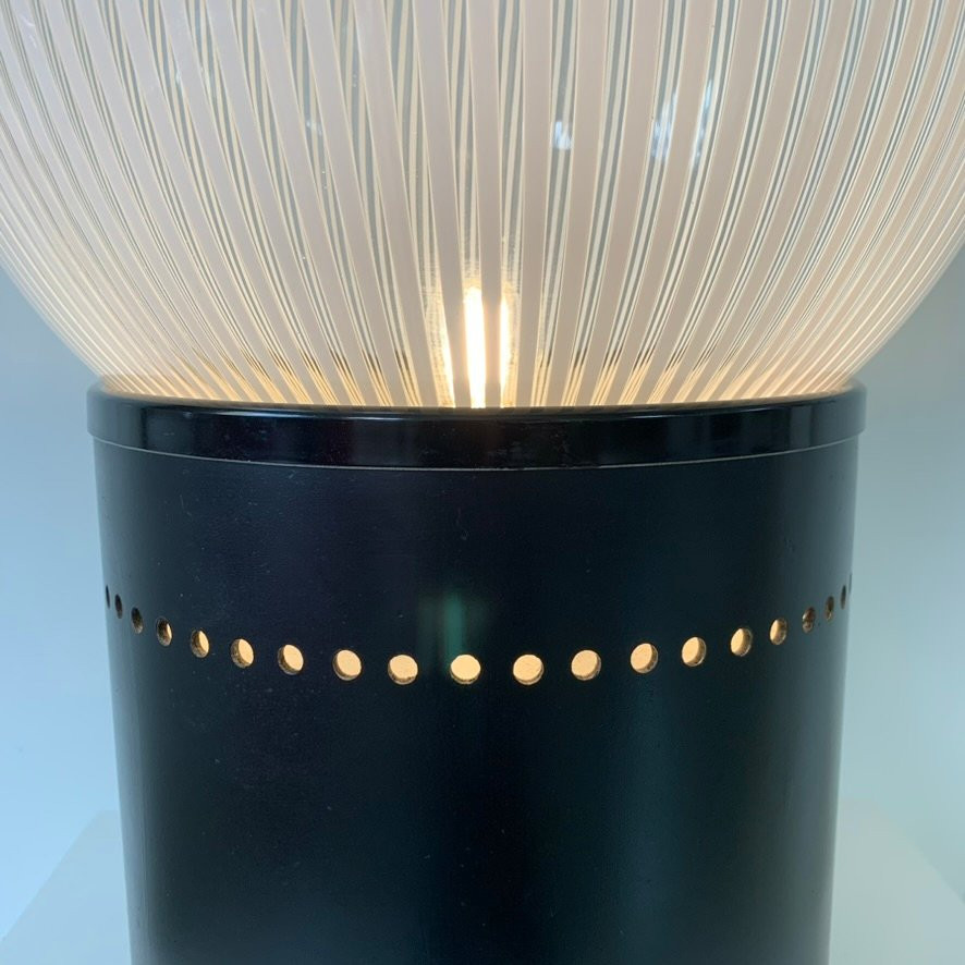 Lampe de table en verre strié Venini, vers 1960, Italie.-photo-3
