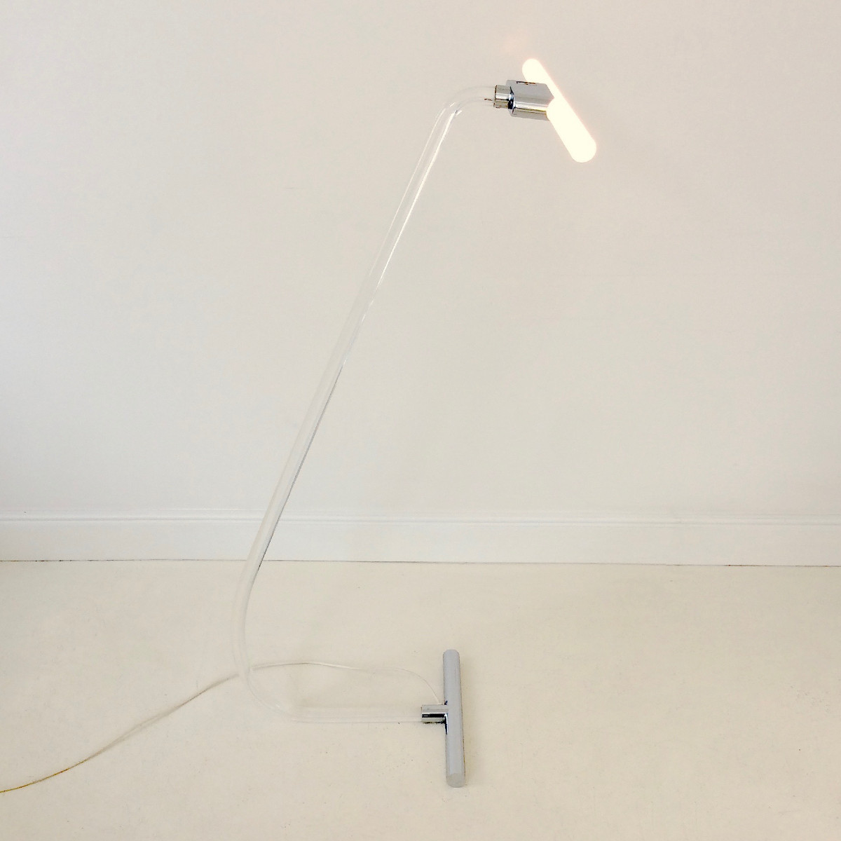 Lampadaire en lucite de Peter Hamburger pour Knoll, vers 1970