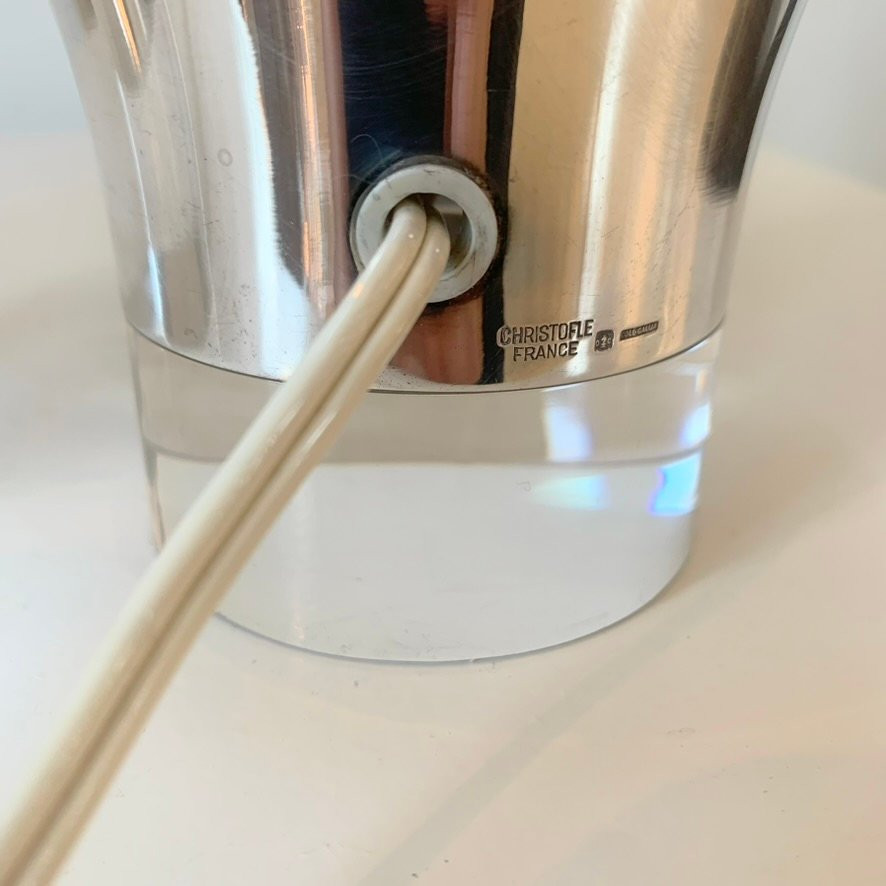 Paire de lampes de bureau signées Christofle, en métal argenté et perspex, vers 1960, France.-photo-6