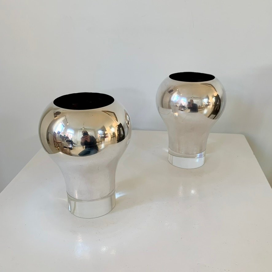 Paire de lampes de bureau signées Christofle, en métal argenté et perspex, vers 1960, France.-photo-7