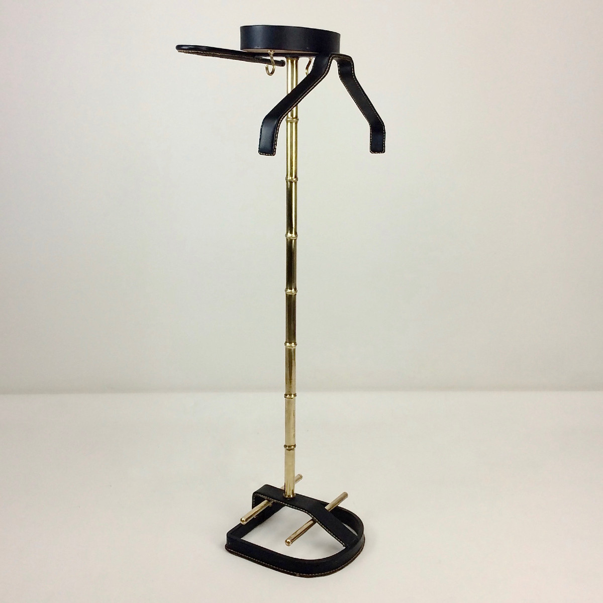 Faux-leather And Brass Valet Stand By Jacques Adnet, Circa 1960, France