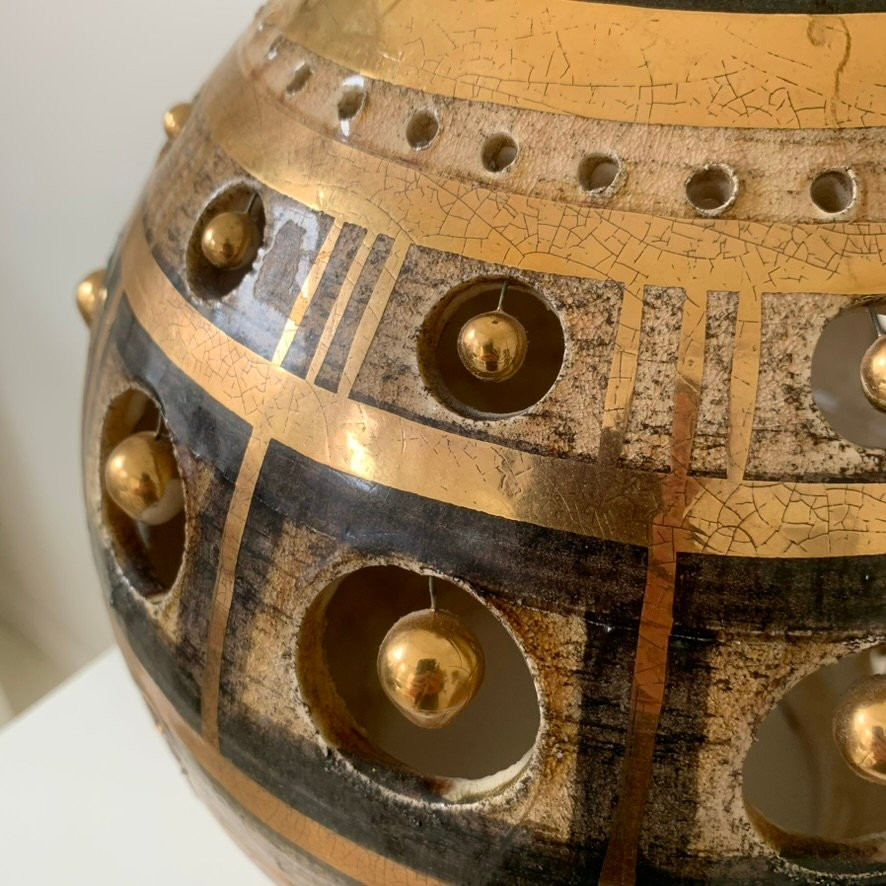 Lampe en céramique or de Georges Pelletier , vers 1970, France.-photo-4